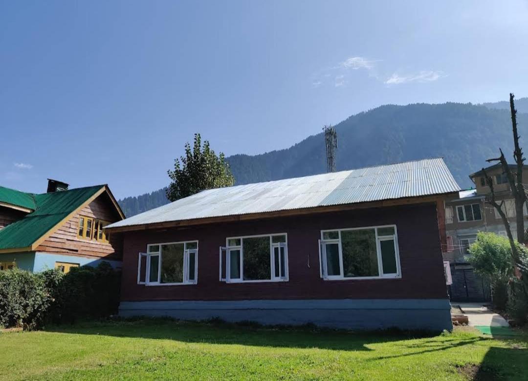 Hotel Lidder Palace Pahalgam Ngoại thất bức ảnh