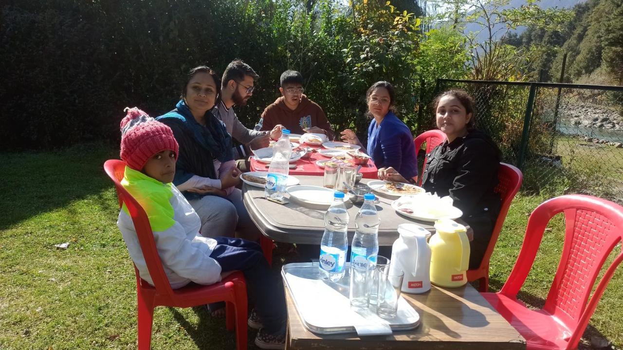 Hotel Lidder Palace Pahalgam Ngoại thất bức ảnh