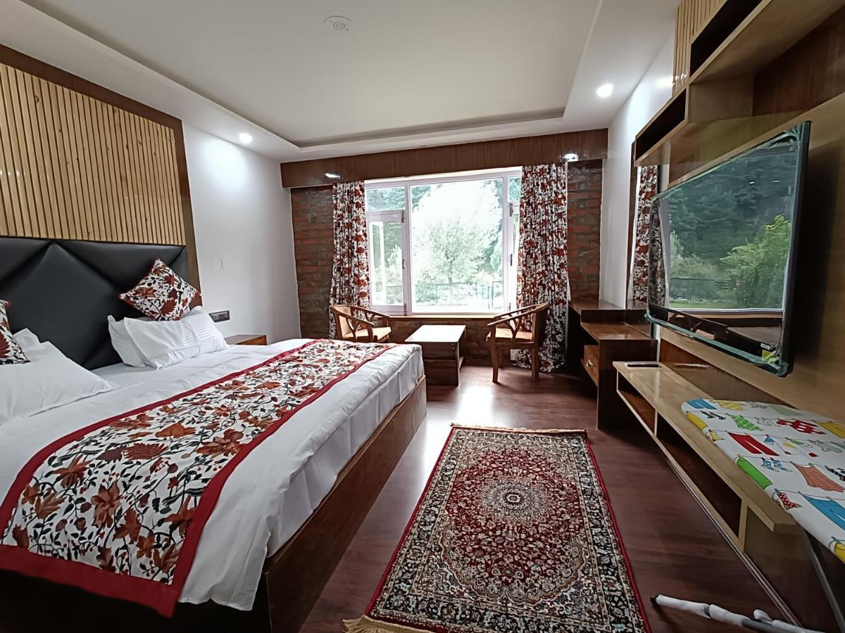 Hotel Lidder Palace Pahalgam Ngoại thất bức ảnh