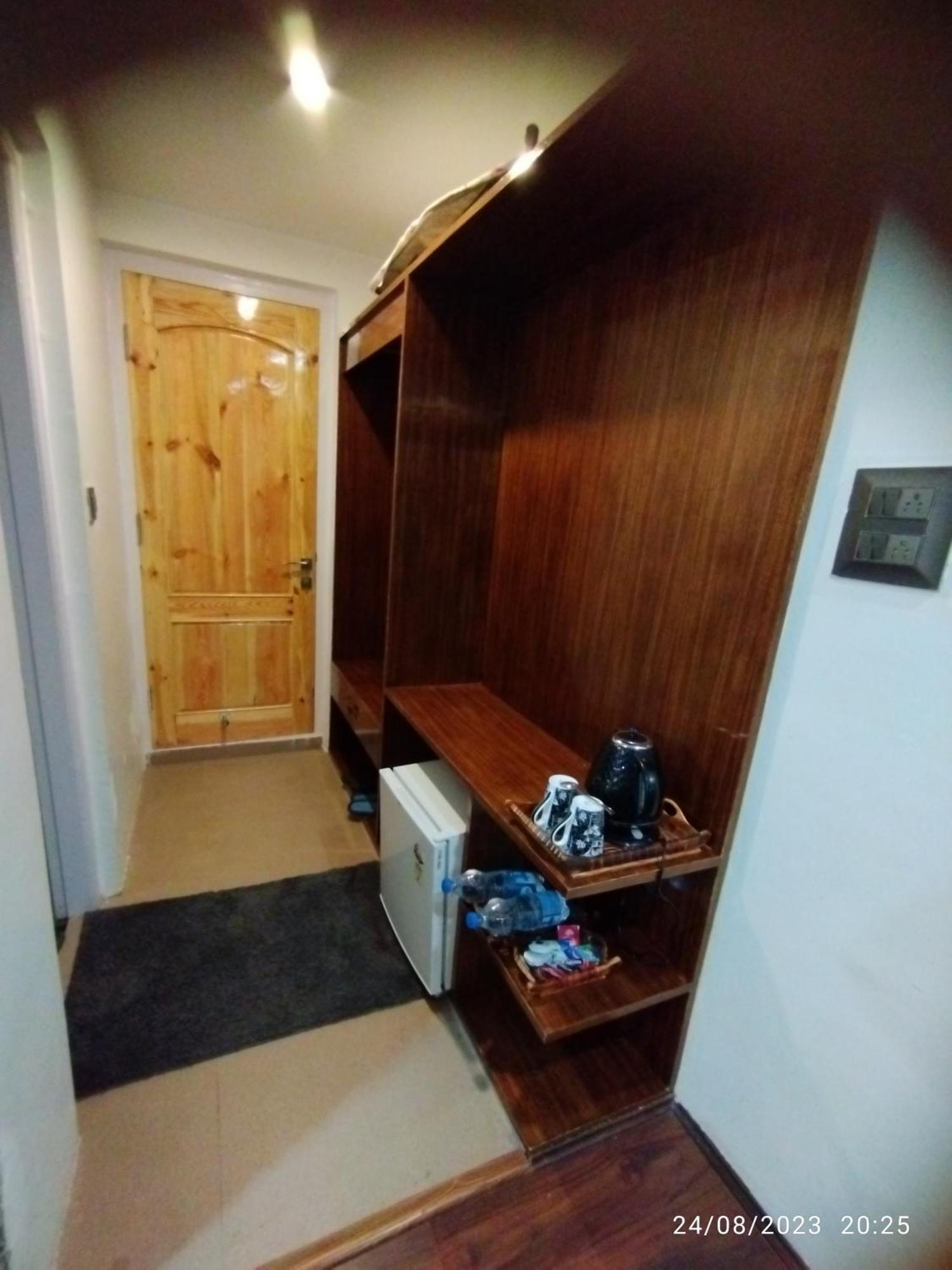 Hotel Lidder Palace Pahalgam Ngoại thất bức ảnh